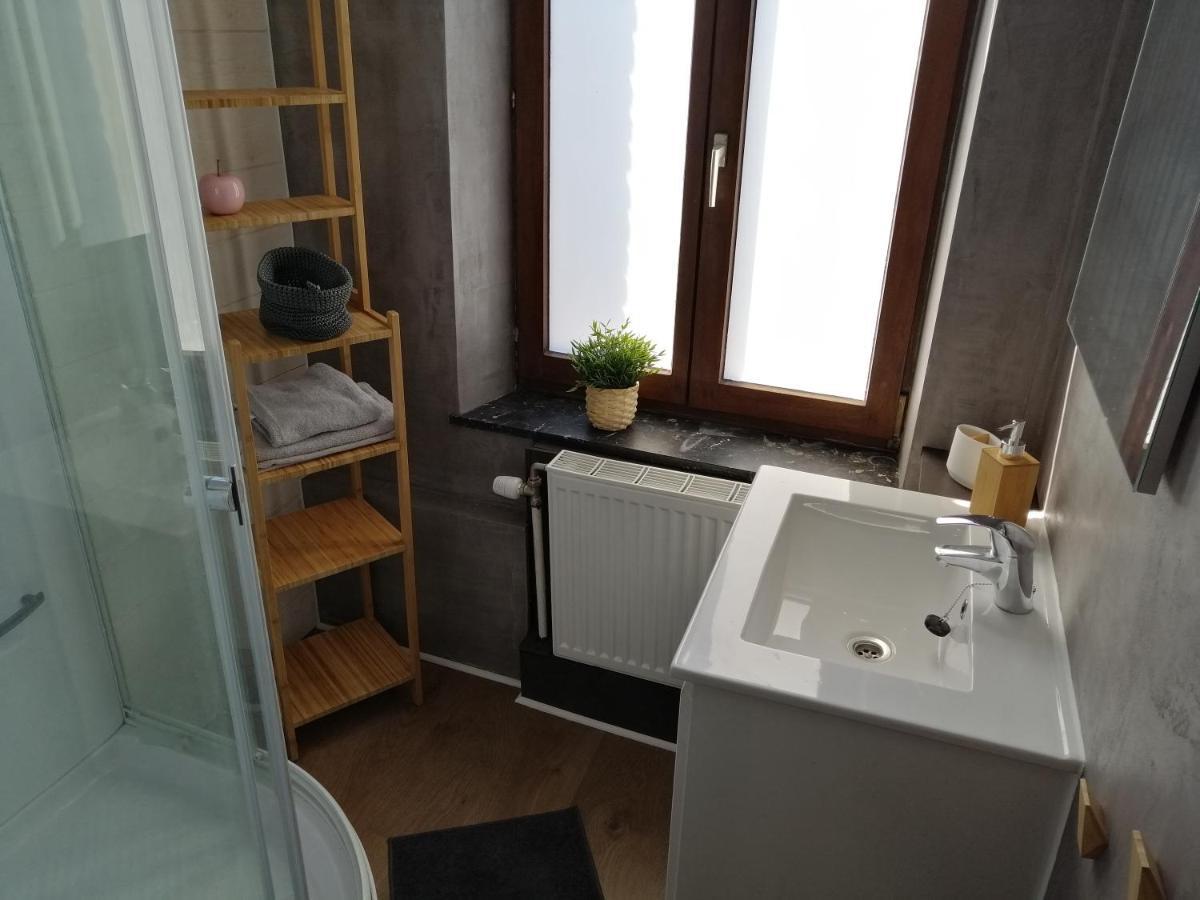 Studio 2 Pers. Tourisme Et Business Apartamento Namur Exterior foto