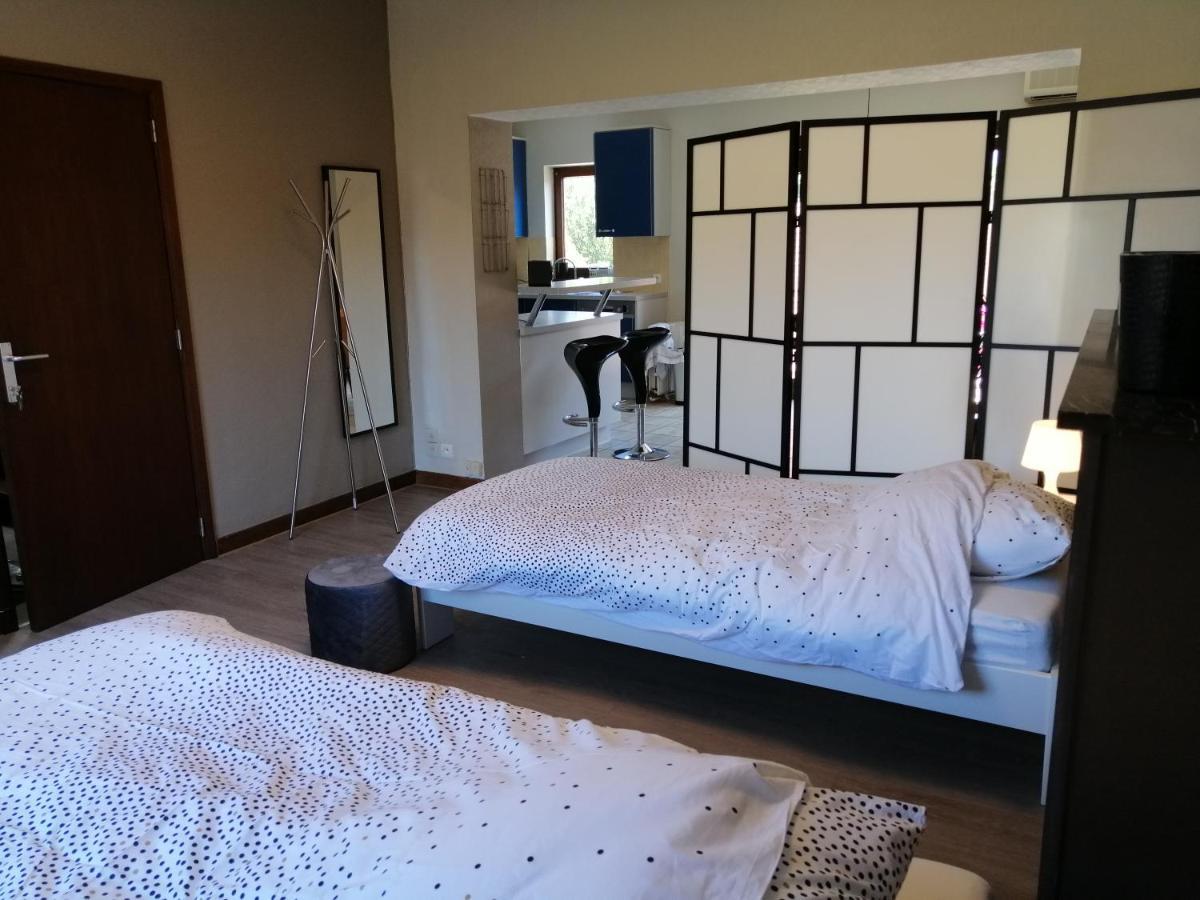 Studio 2 Pers. Tourisme Et Business Apartamento Namur Exterior foto